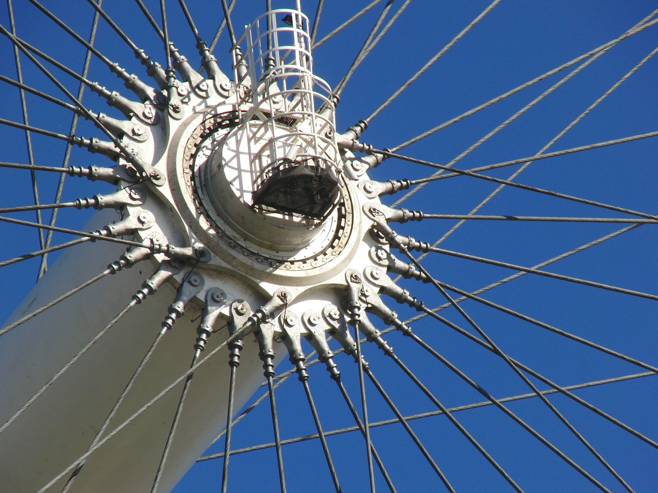 london eye ferris wheel spokes free photo