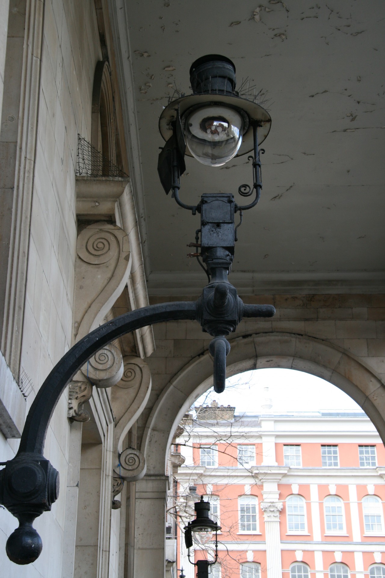 london street light free photo