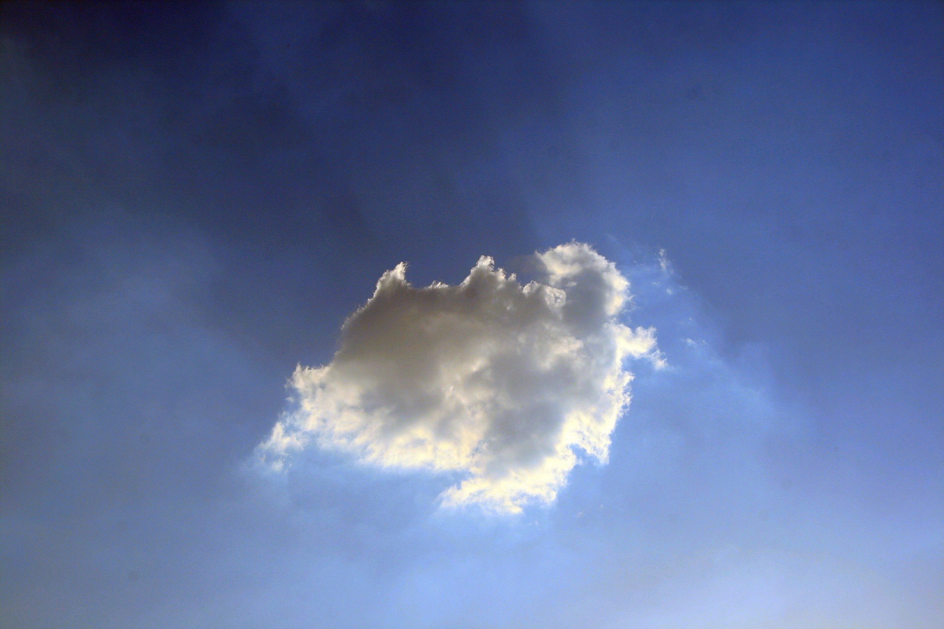 cloud small solitary free photo