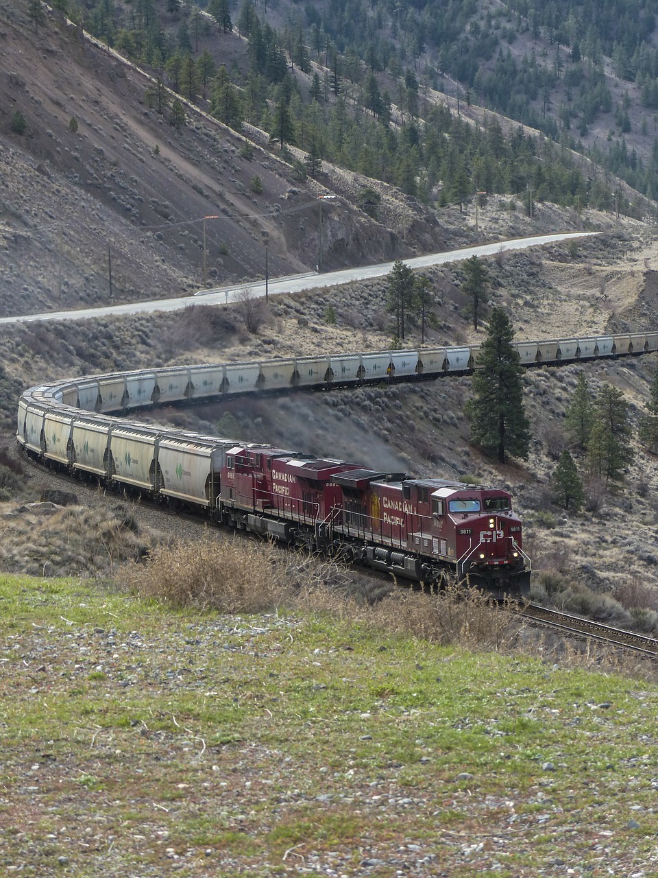 long train locomotive free photo