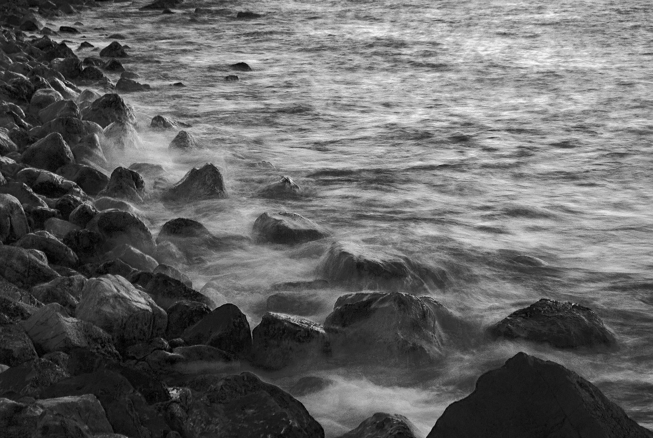 long exposure stones wave free photo