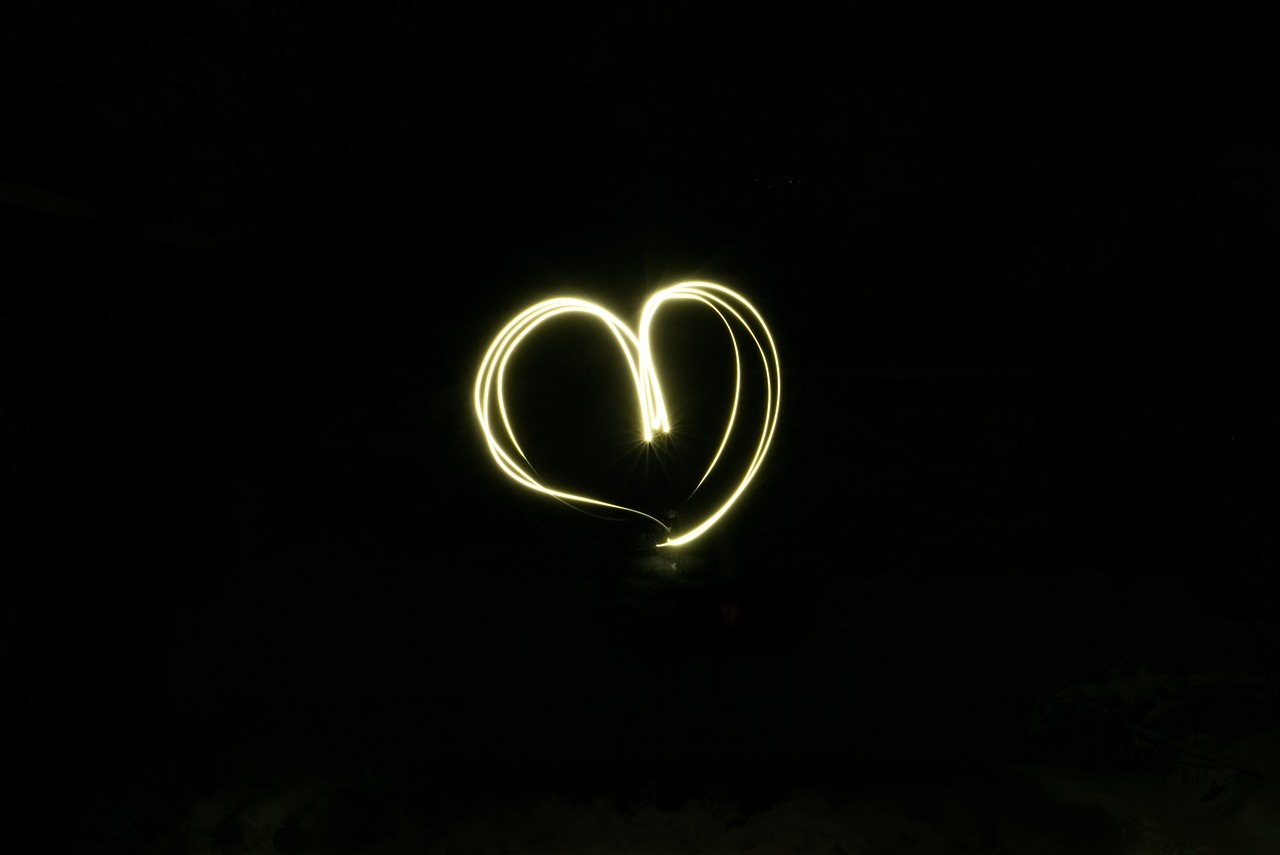 long exposure large aperture heart free photo