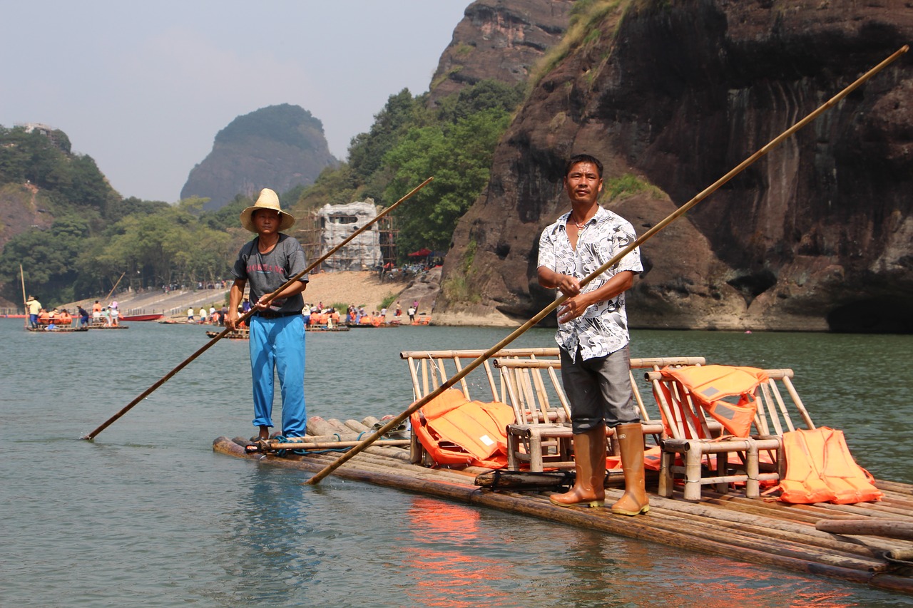 longhu mountain raft labor free photo