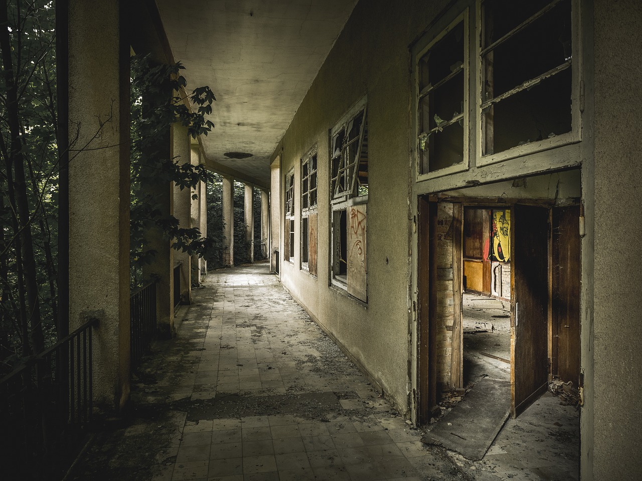 lost place horror abandoned building free photo