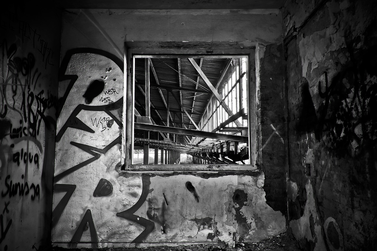 lost places old decay free photo