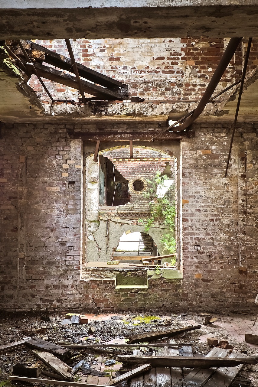 lost places rooms leave free photo