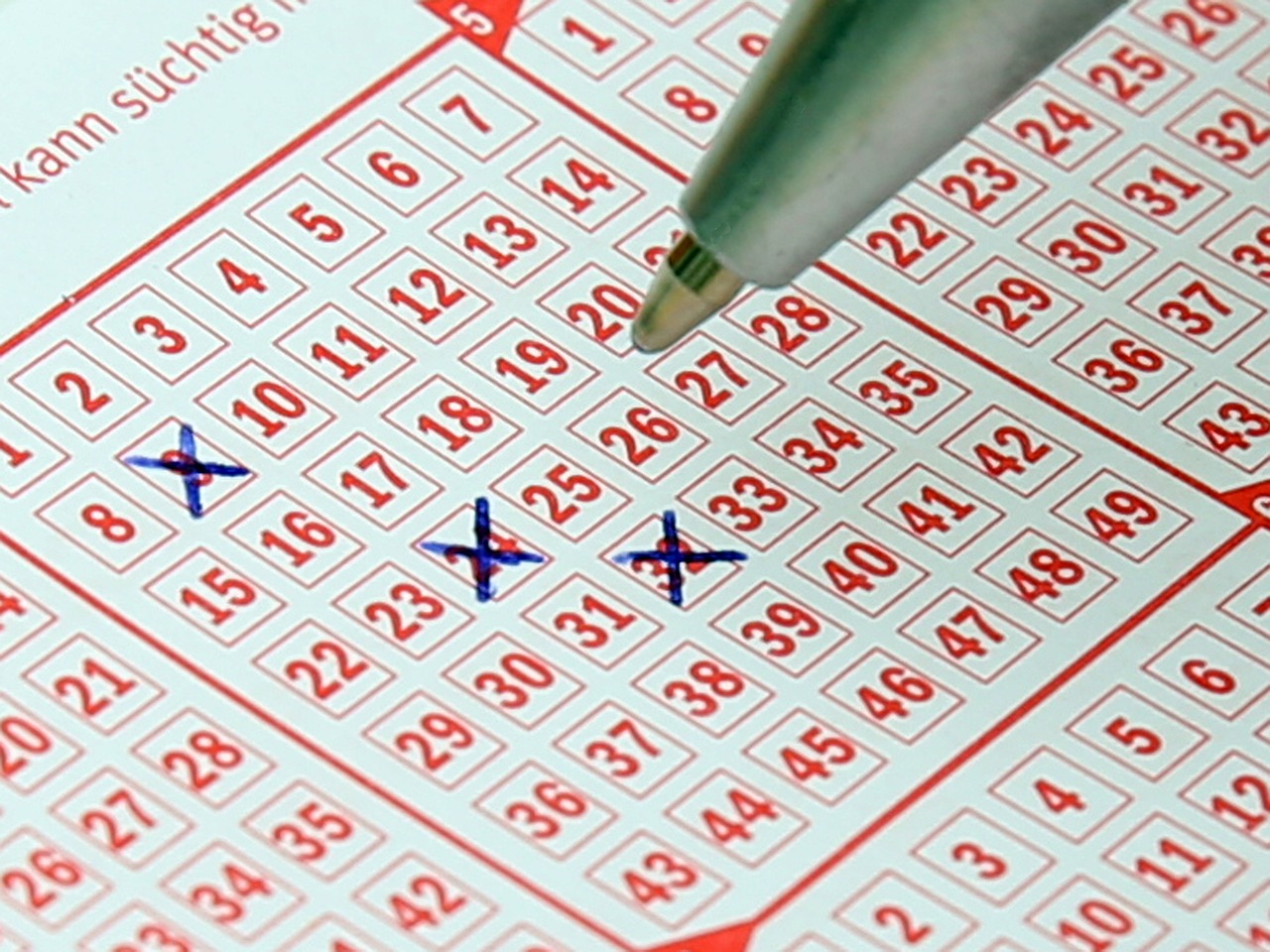 Download free photo of Lotto,lottery ticket,bill,profit,pay - from needpix.com
