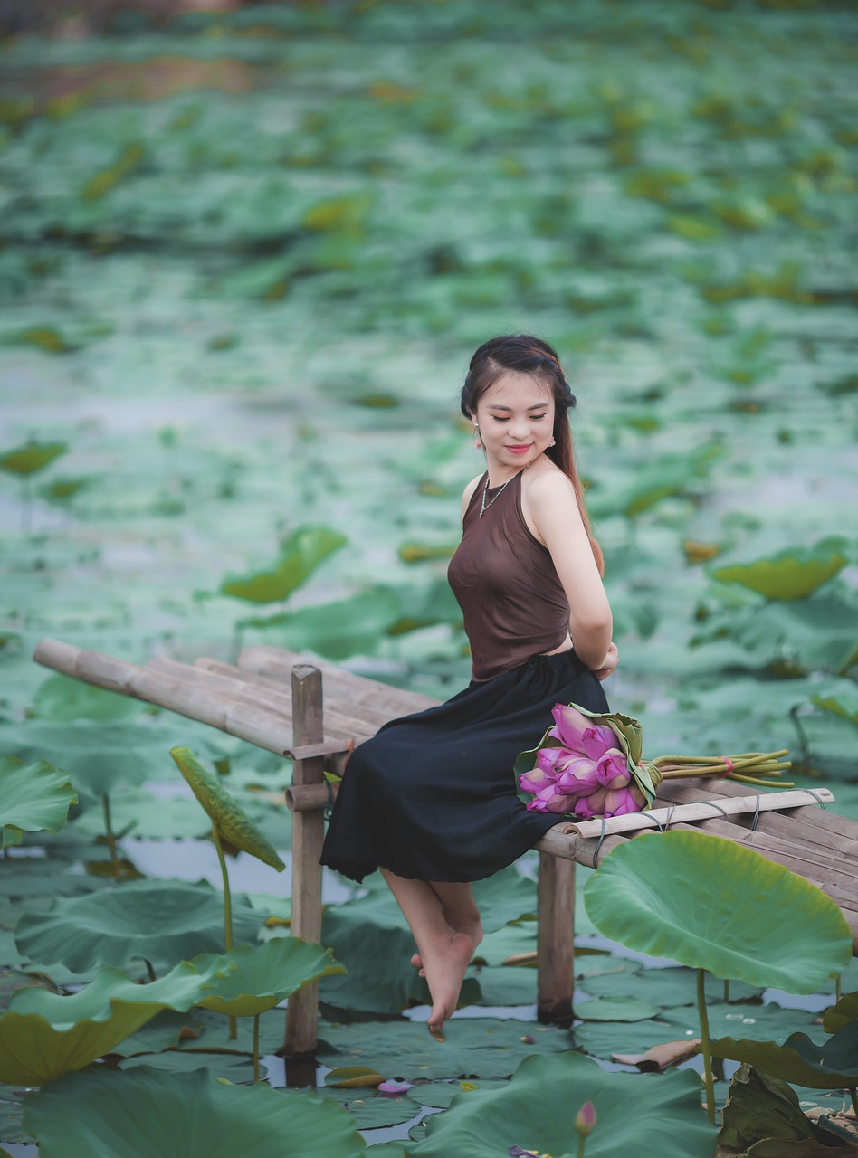 lotus  teen  nice free photo