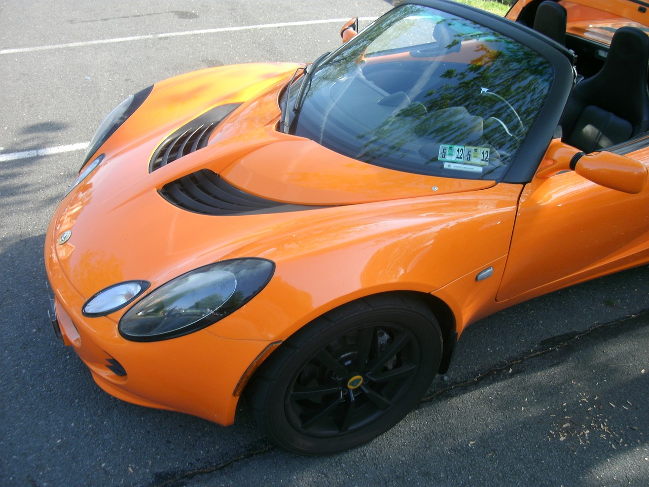 lotus car orange free photo