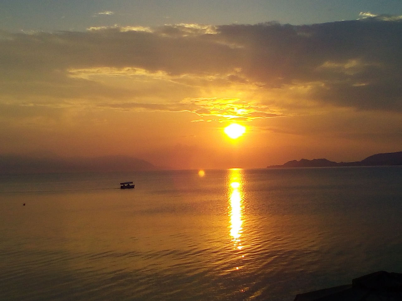 loutraki beach sea free photo