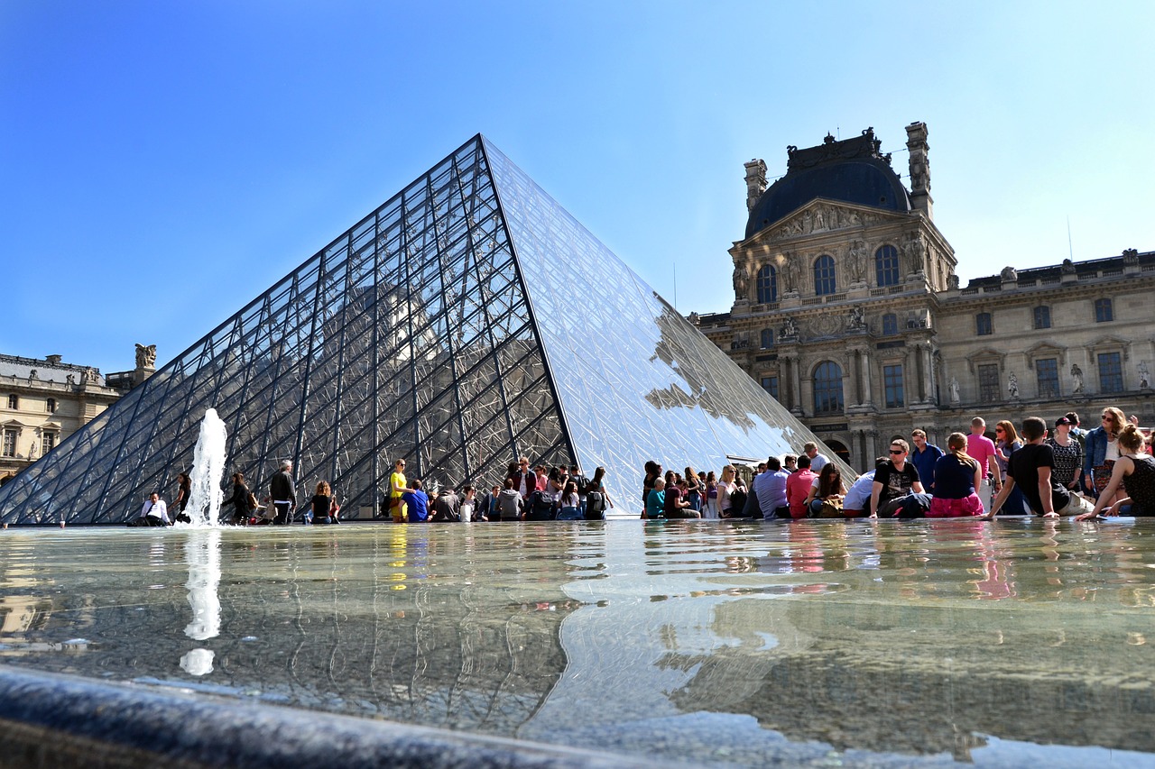 louvre museum paris fountain free photo