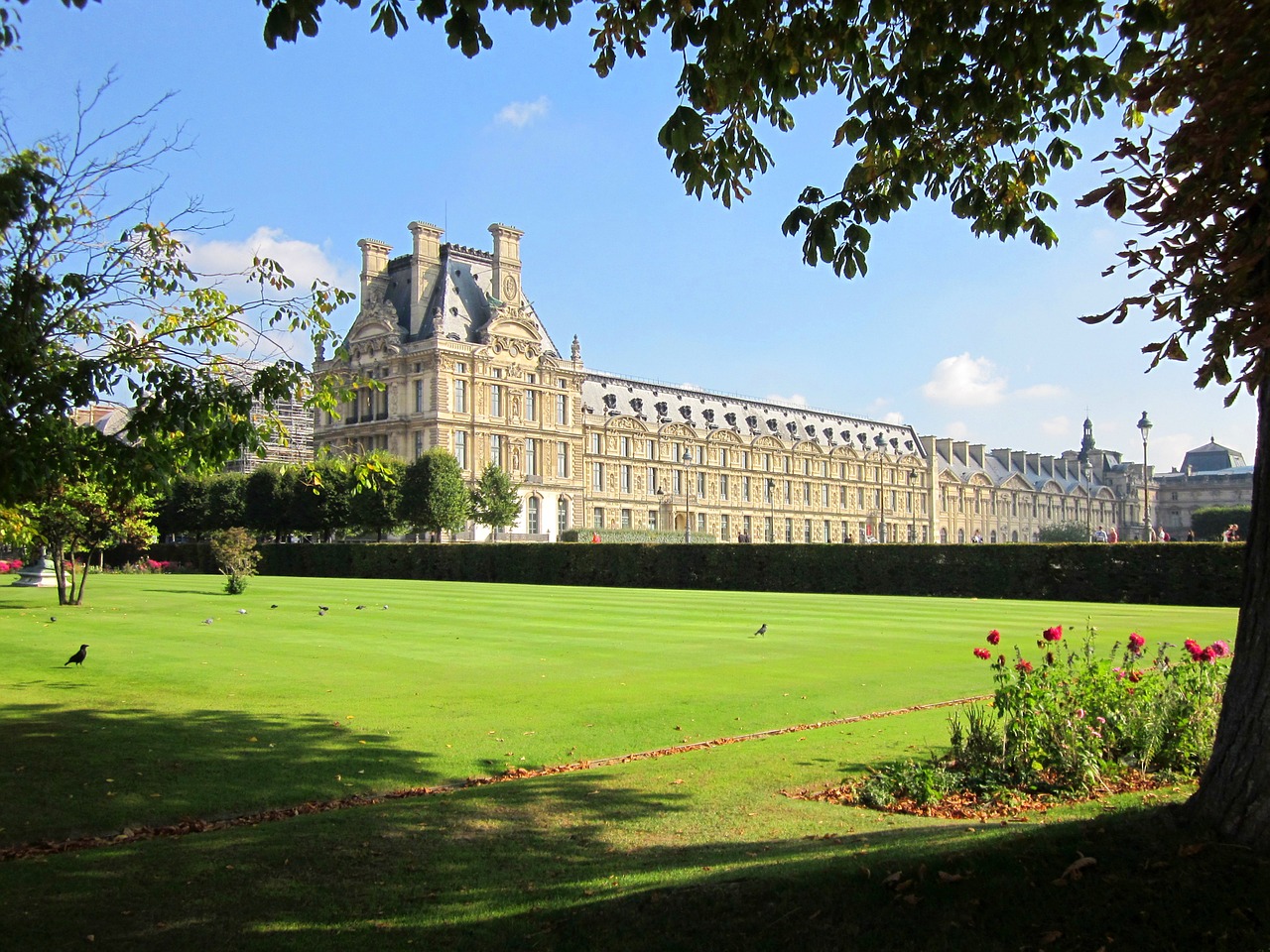 louvre palace pavillon de marsan lawn free photo