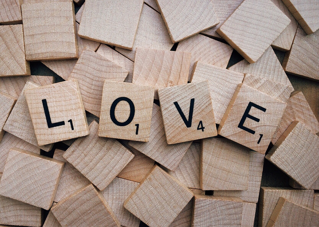 love scrabble word free photo