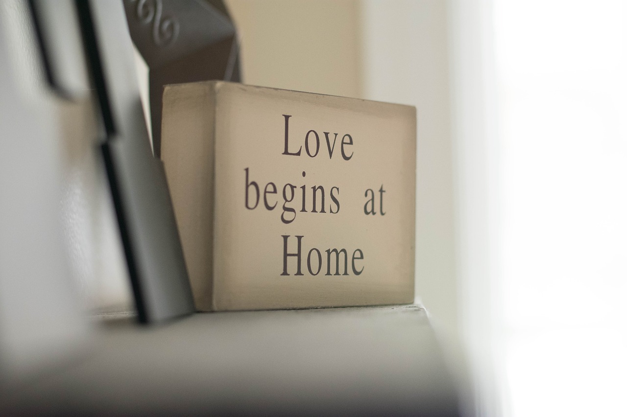 love home family free photo