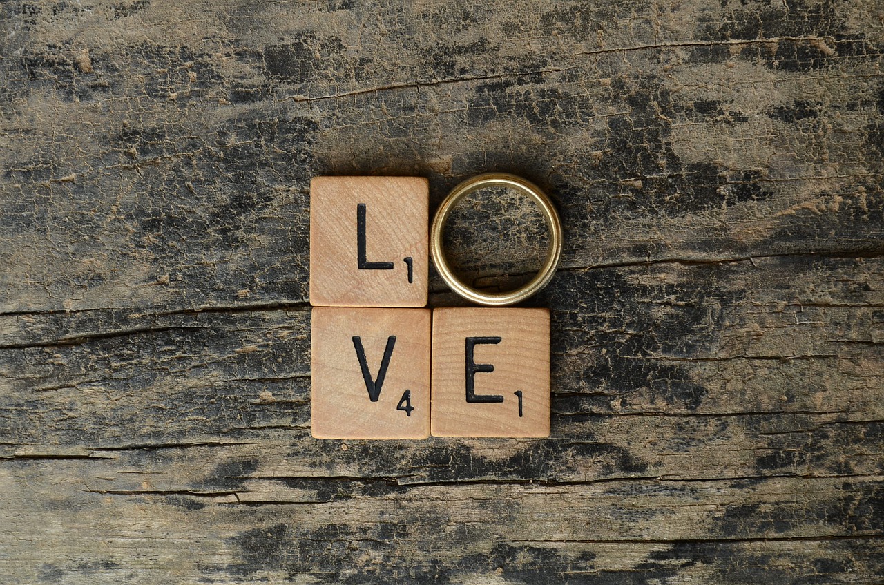 love scrabble wooden free photo