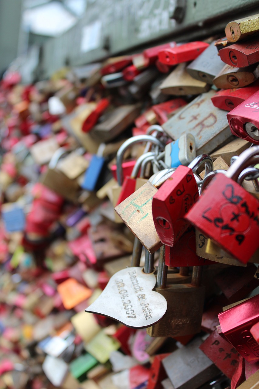 love locks padlocks cologne free photo