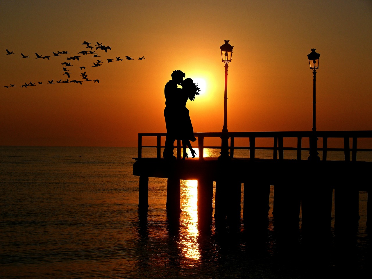 lovers sunset romance free photo
