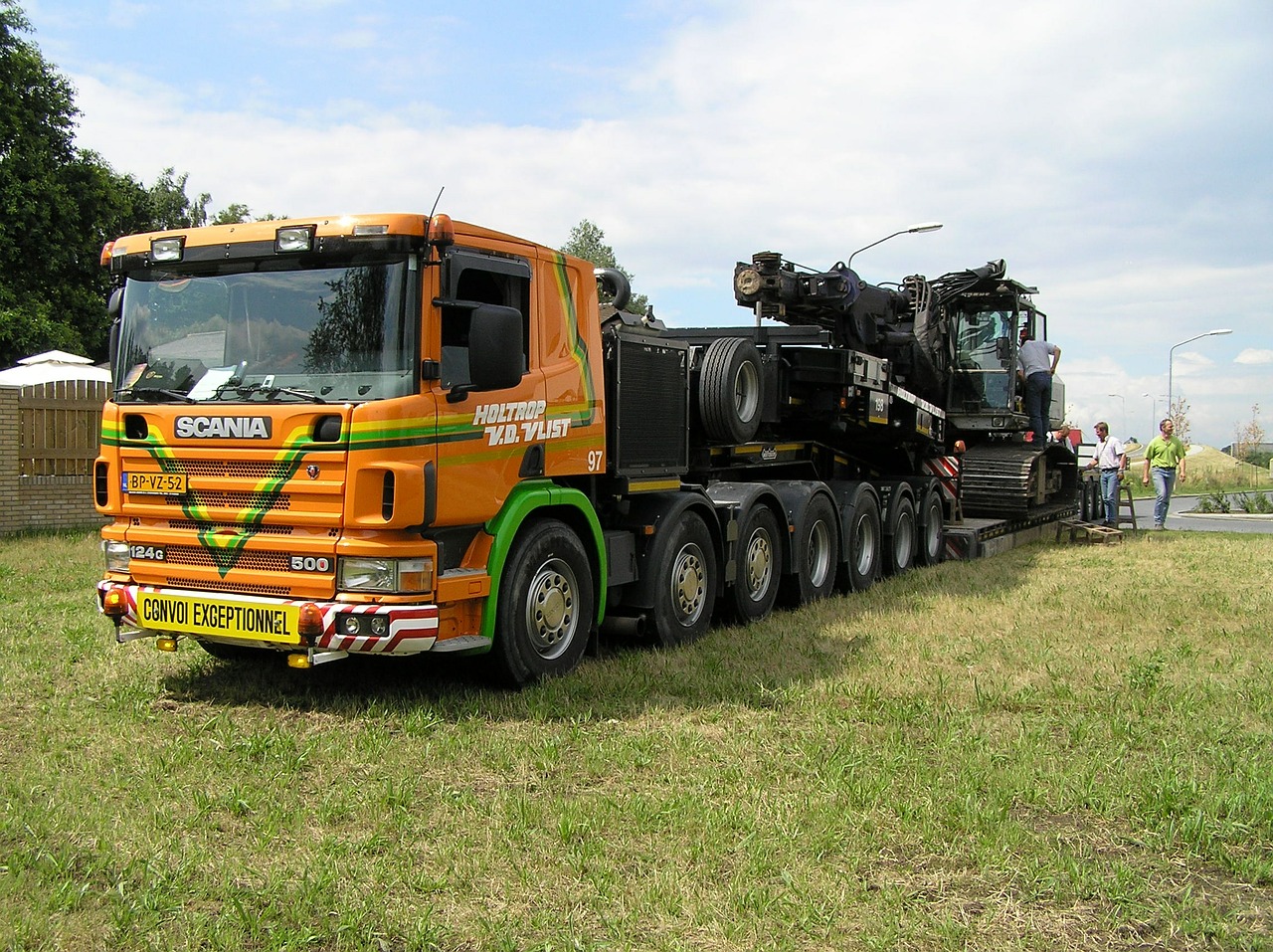 low loader drilling machine to estonia free photo