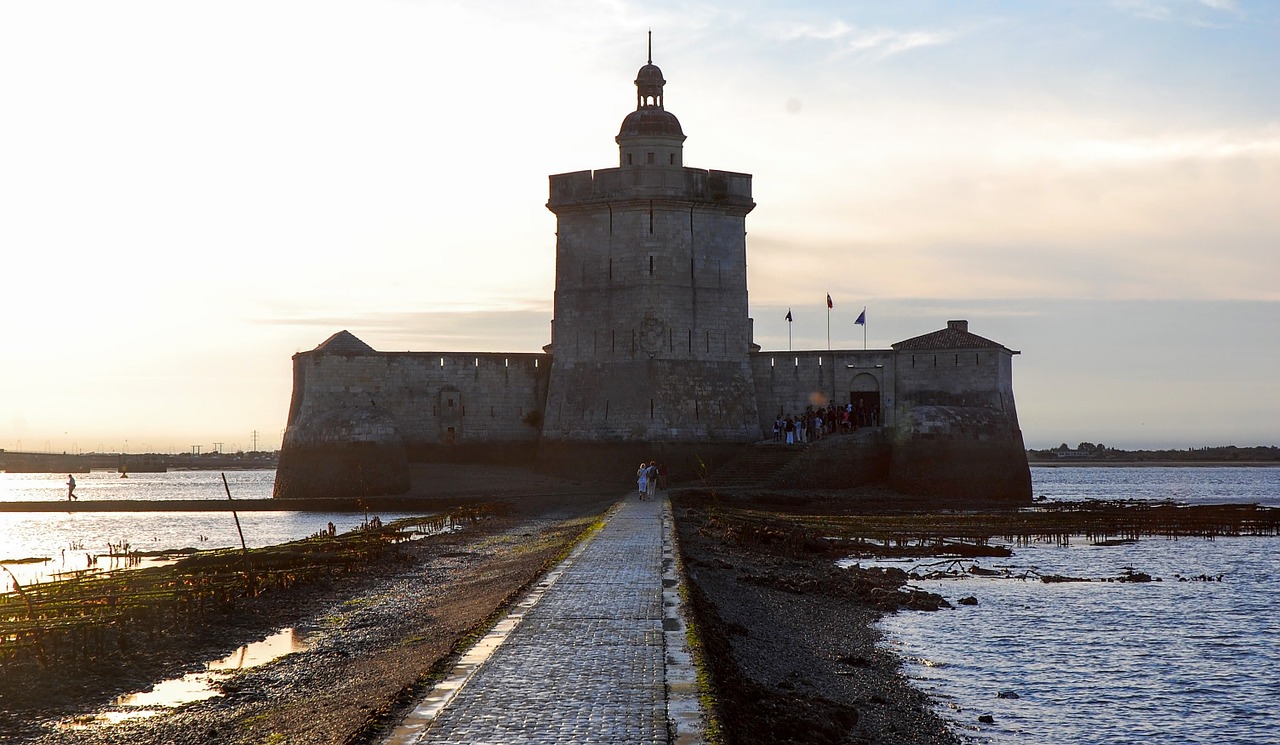 low tide sea strong louvois free photo