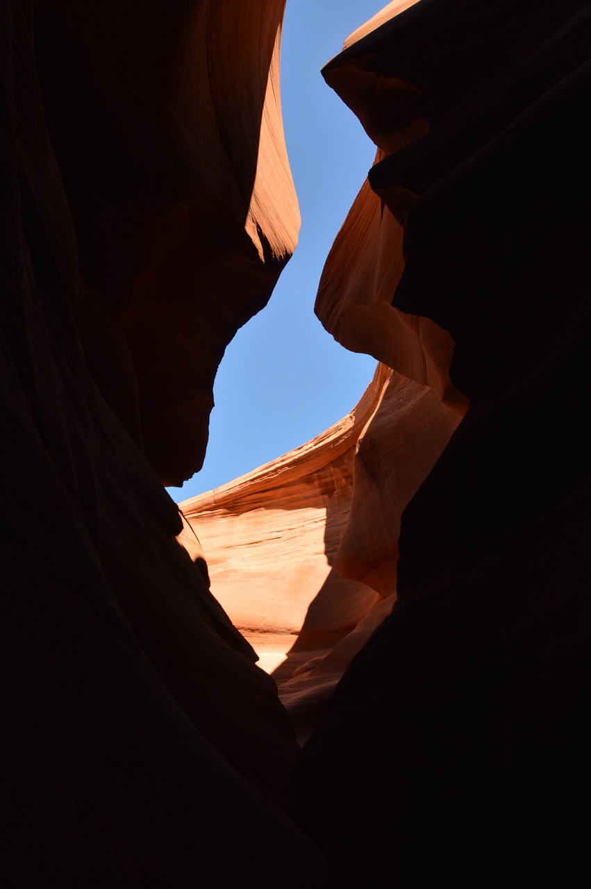 lower antalope canyon  antalope canyon  canyon free photo