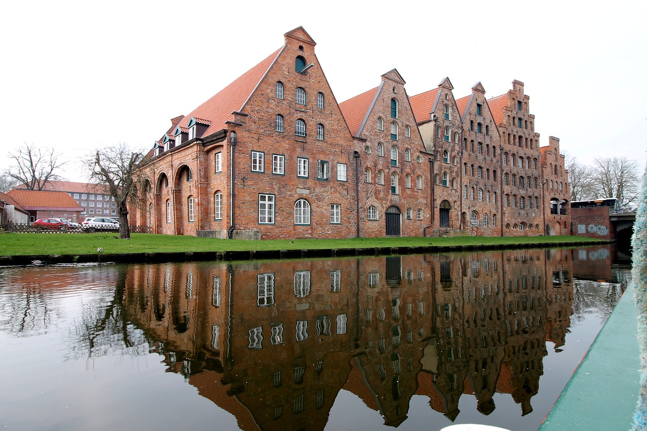 lübeck  mecklenburg  landmark free photo