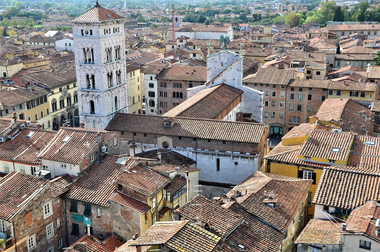lucca tuscany old town free photo