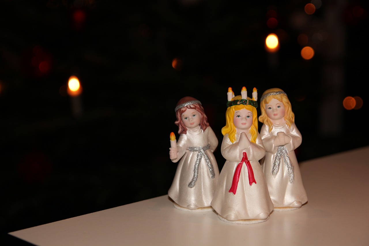 lucia procession bridesmaids christmas free photo