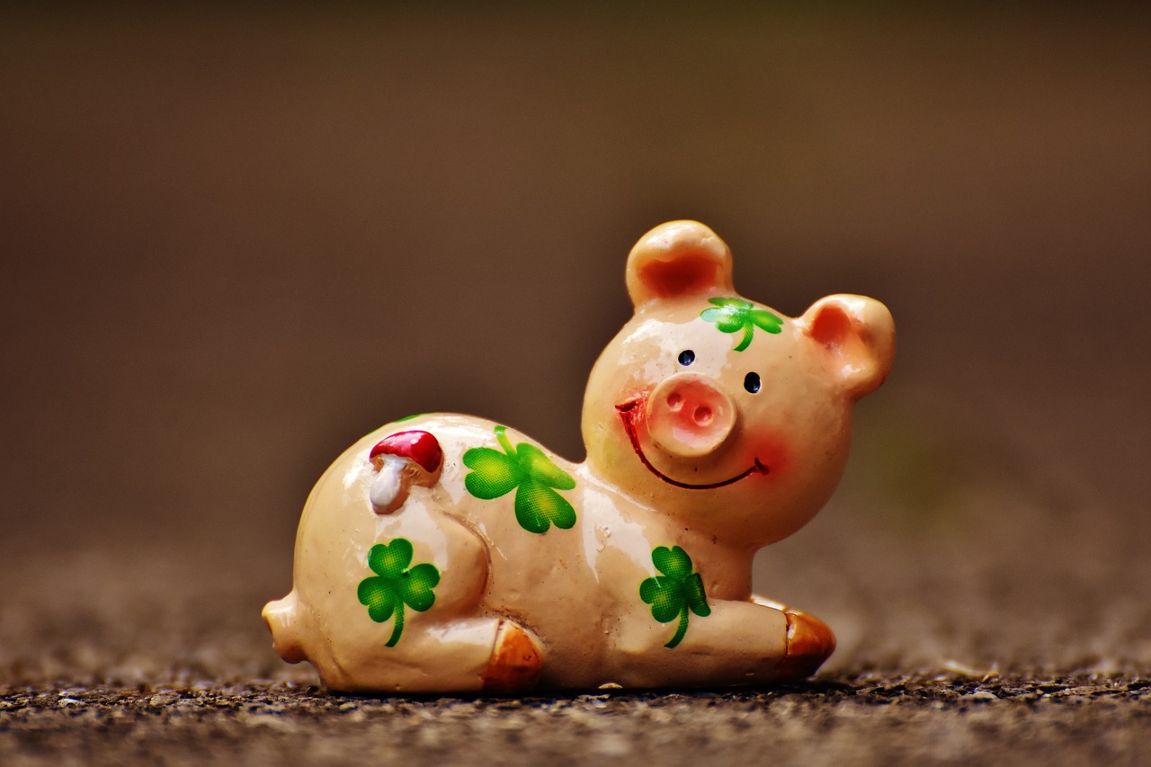 lucky pig figure luck free photo