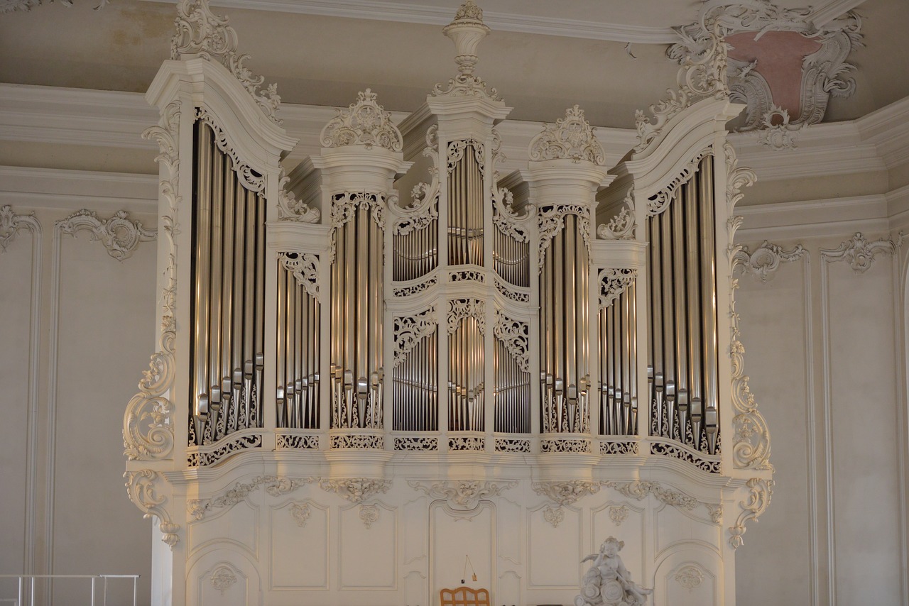ludwig church saarbrücken organ free photo