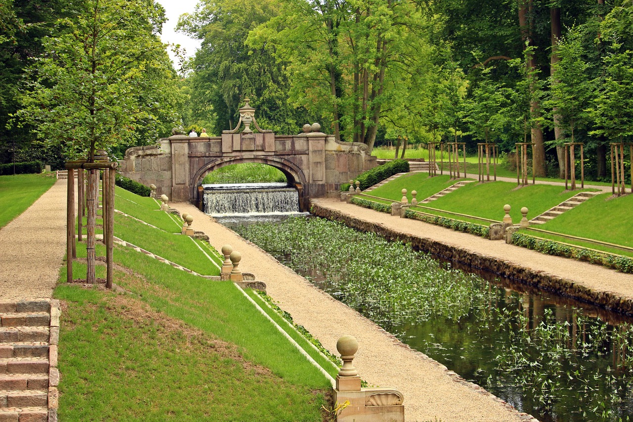 ludwigslust-parchim castle park schlossgarten free photo