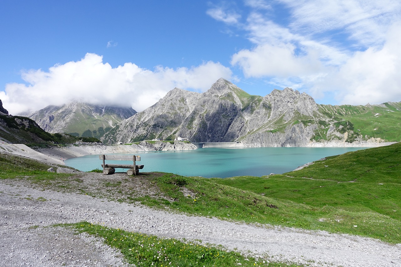 luenersee  bergsee  mountains free photo