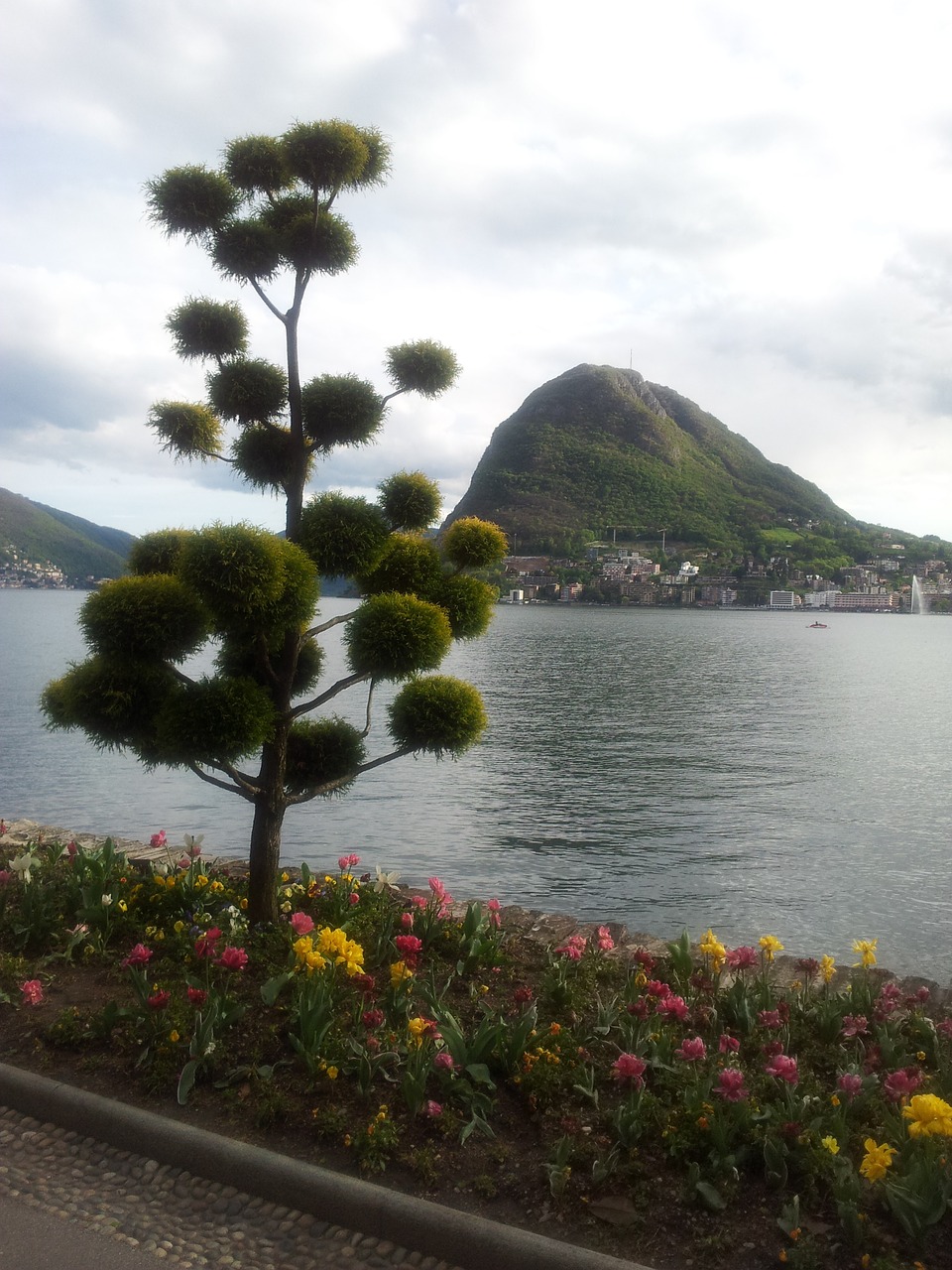 lugano lake water free photo