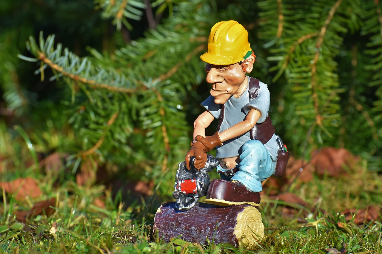 lumberjack forest workers chainsaw free photo