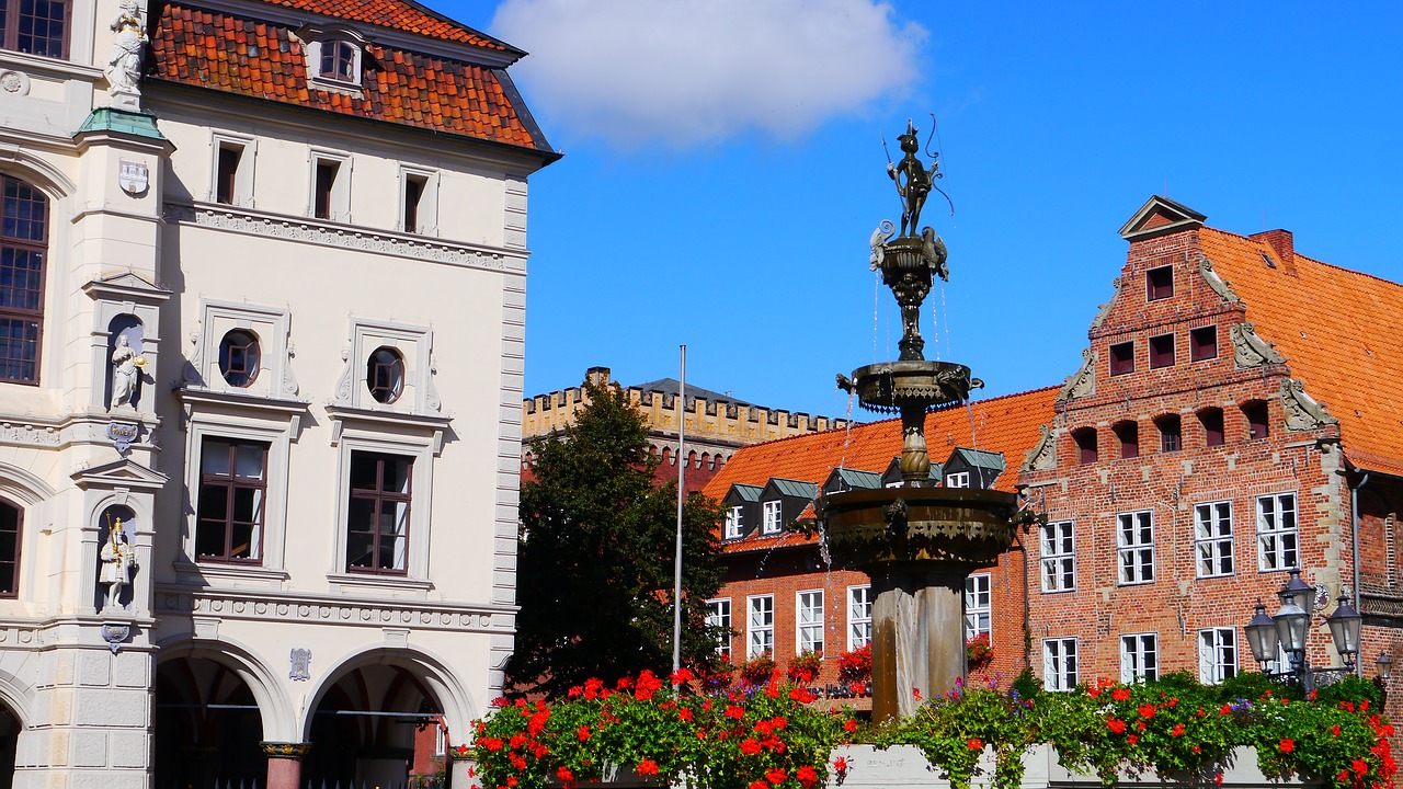 lüneburg market-place fountain free photo