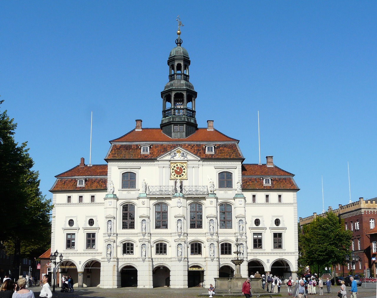 lüneburg town hall historic old town free photo