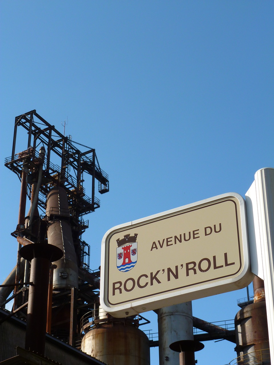 luxembourg avenue du rock 'n' roll rock ' n' roll free photo