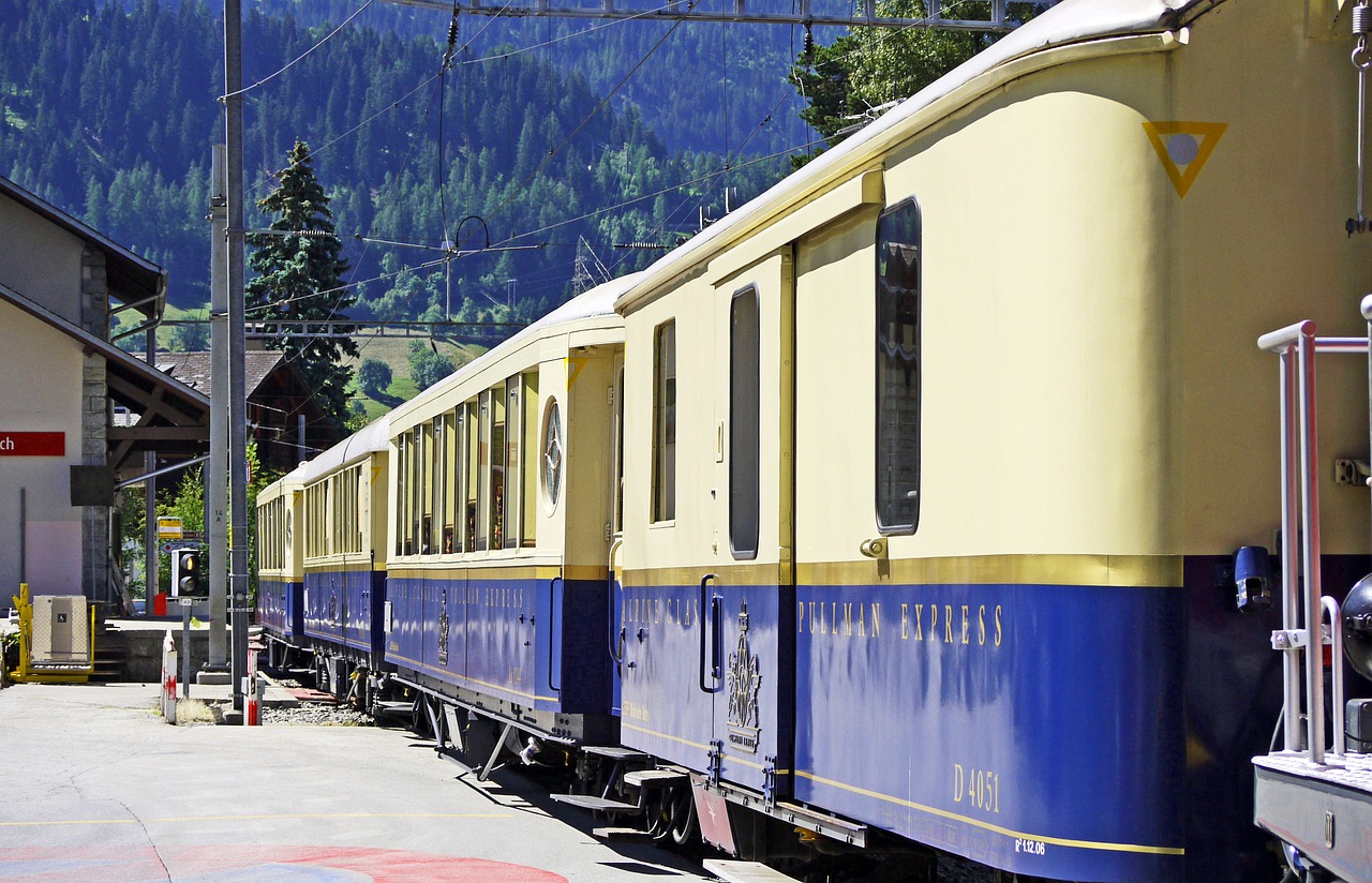 luxury train alpine classic pullman express rhaetian railways free photo