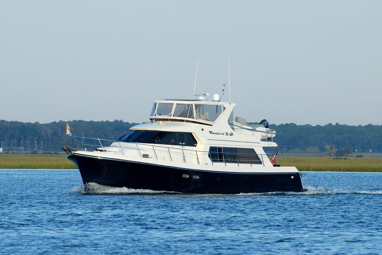 Luxury yacht,yacht,cruising,boat,water - free image from needpix.com