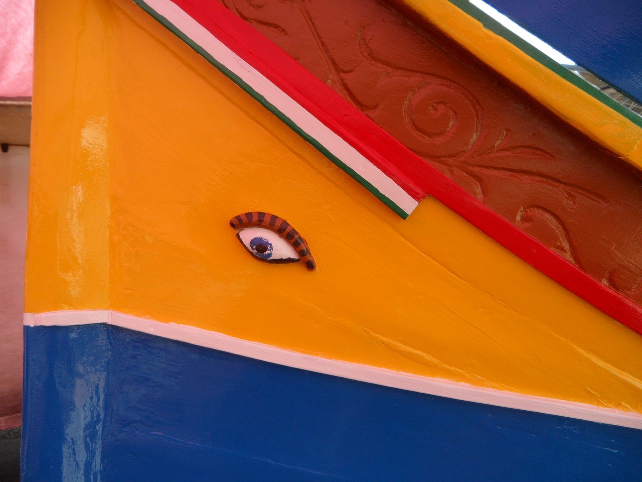 luzzu colorful boat color free photo