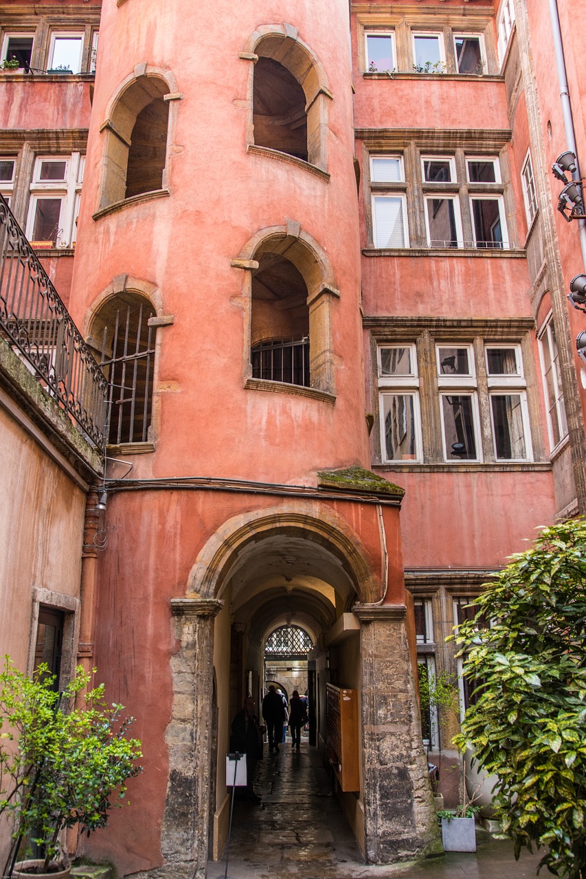 lyon france alley free photo