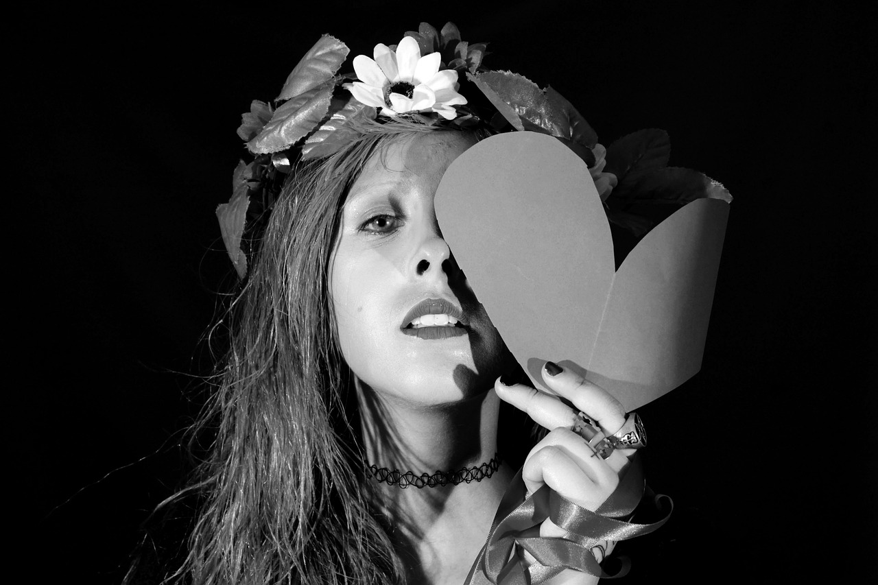 Lyzz hana,heart,love,model,flowers in the head - free image from ...