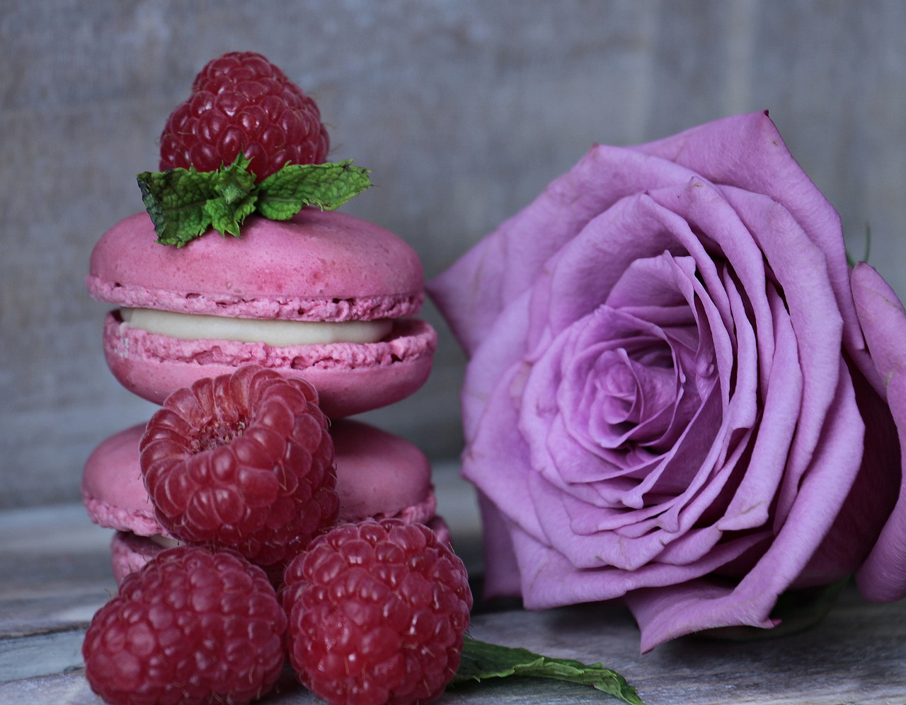 macarons raspberries mint free photo