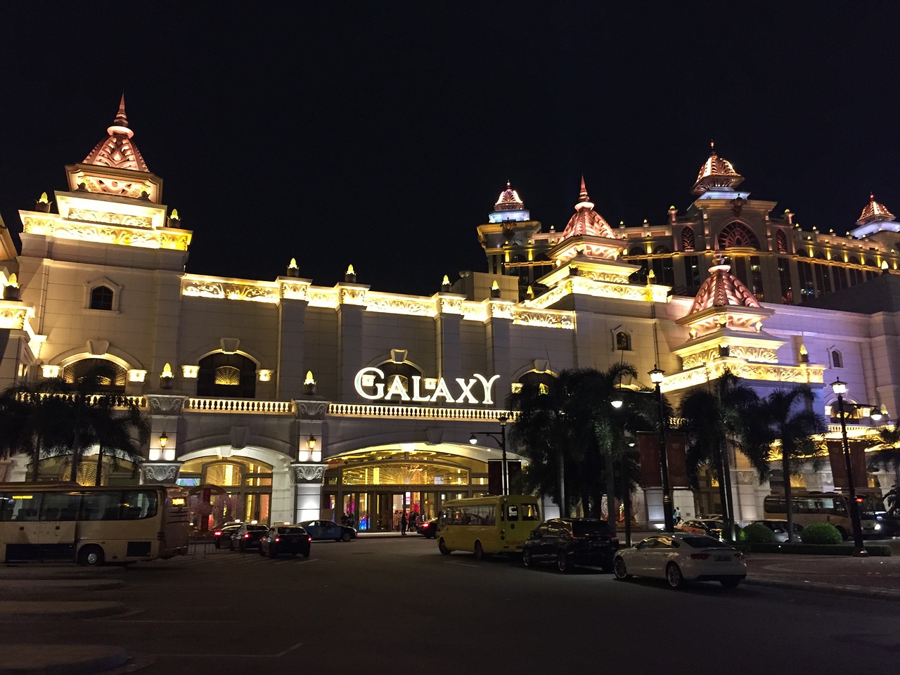 macau galaxy casino night view free photo