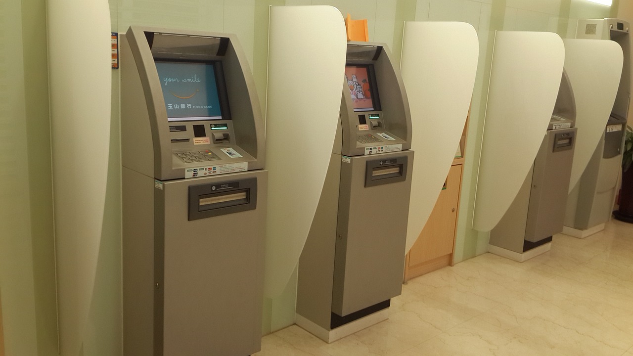 machine banking withdrawal free photo