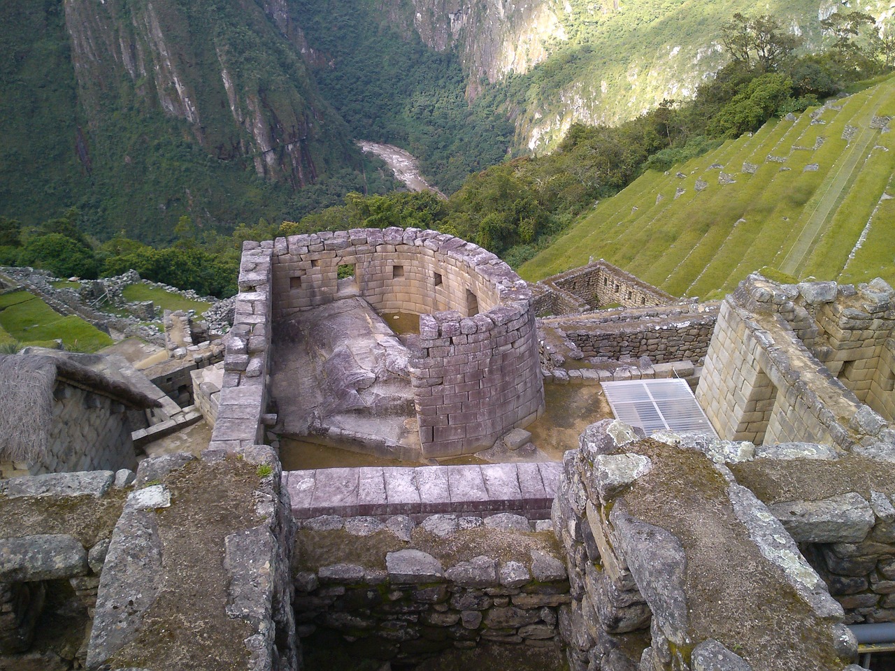 machu picchu temple of the sun peru free photo