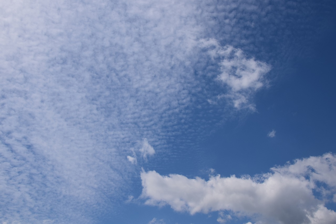 mackerel sky and cumulus clouds cloudscape skyscape free photo