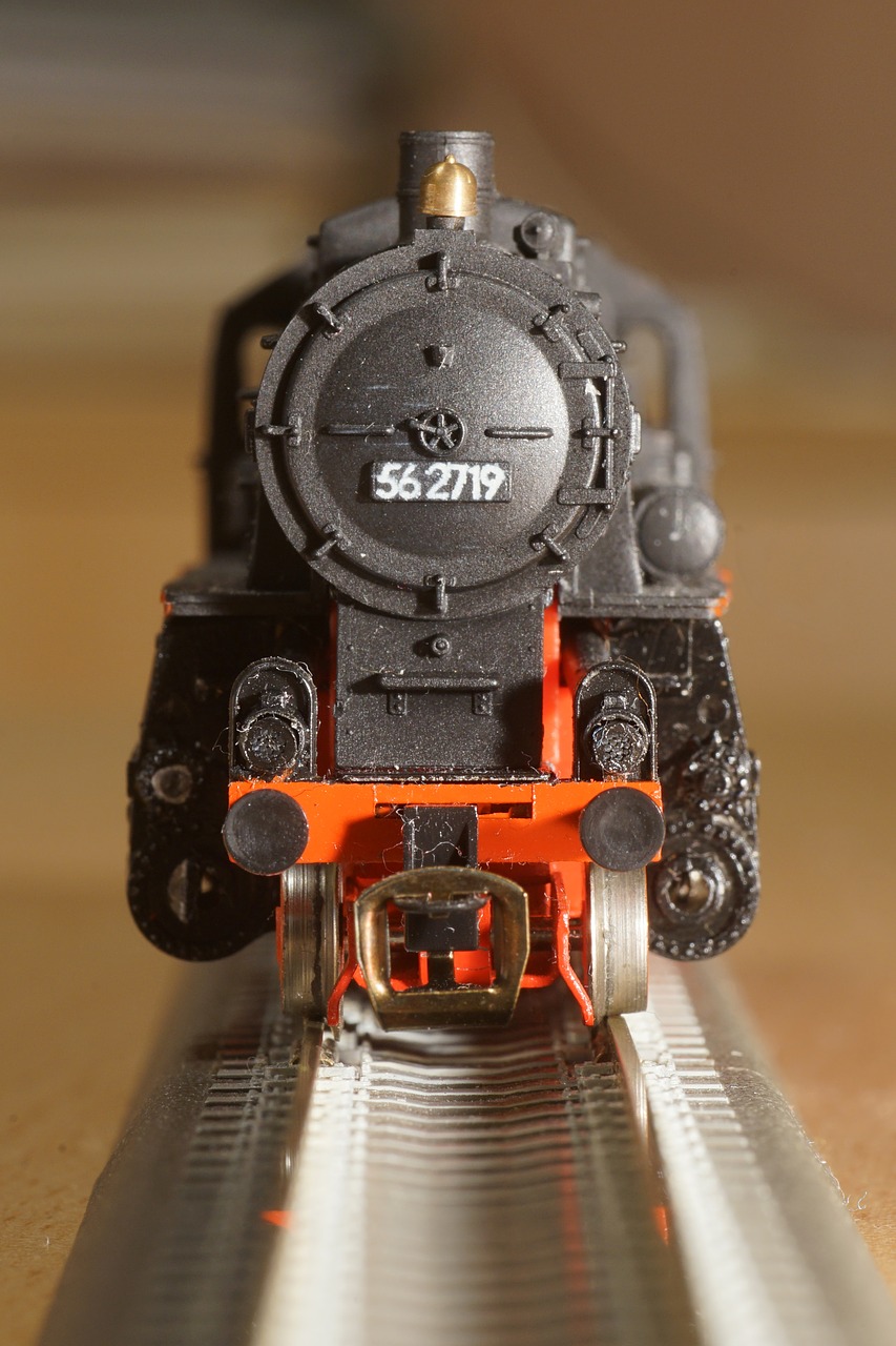 macro model locomotive free photo