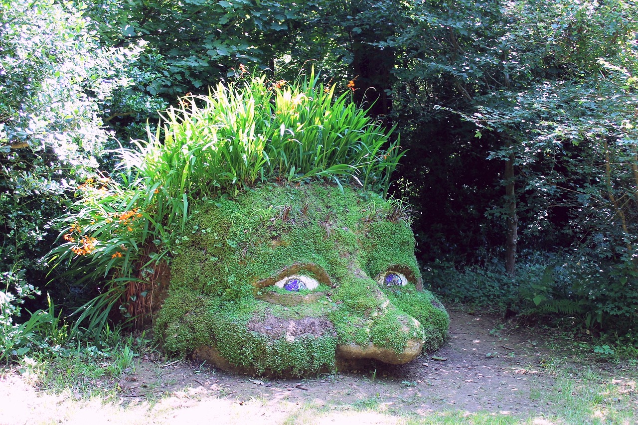 madeira sculpture stone free photo