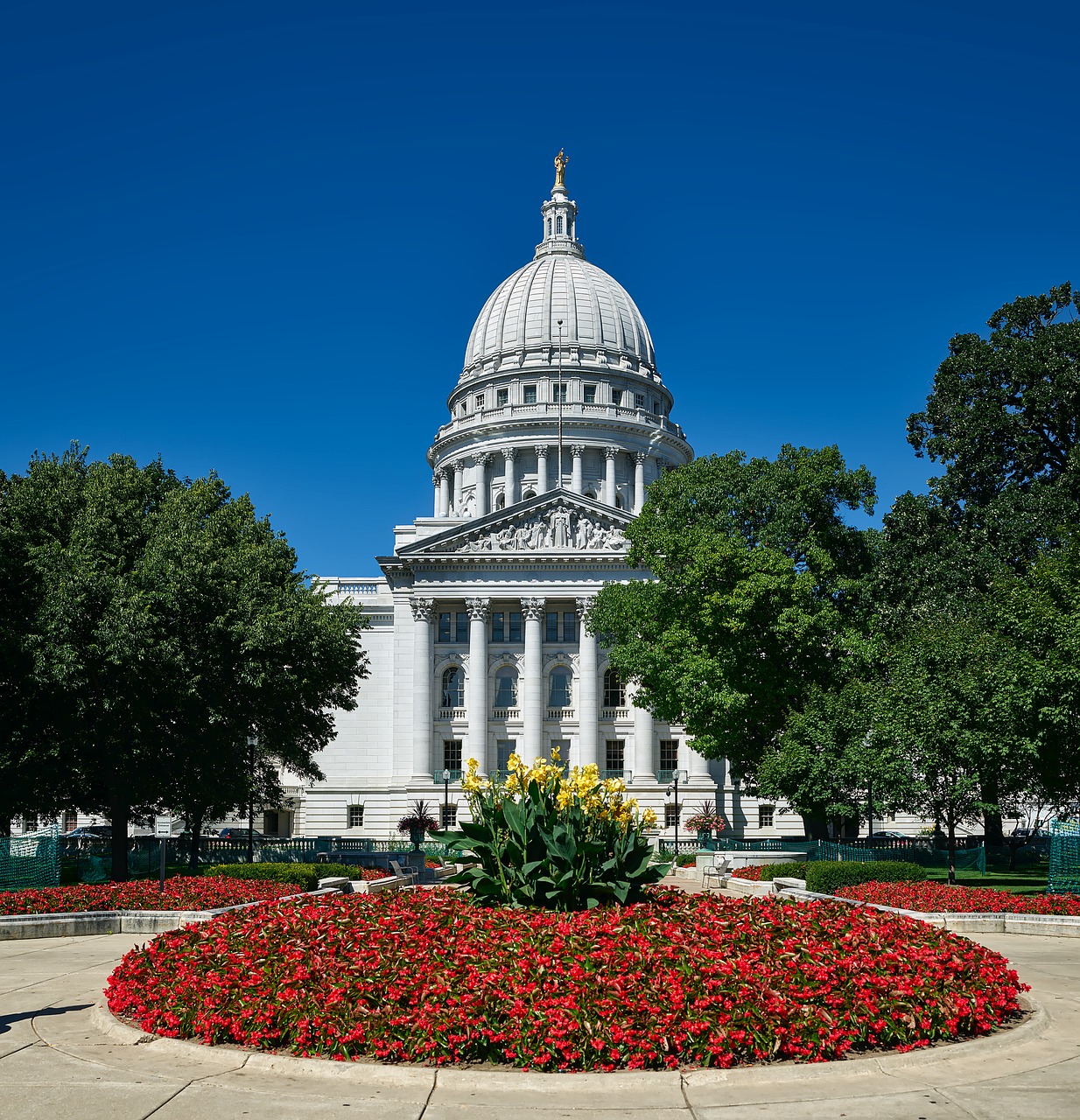 madison wisconsin state capitol free photo
