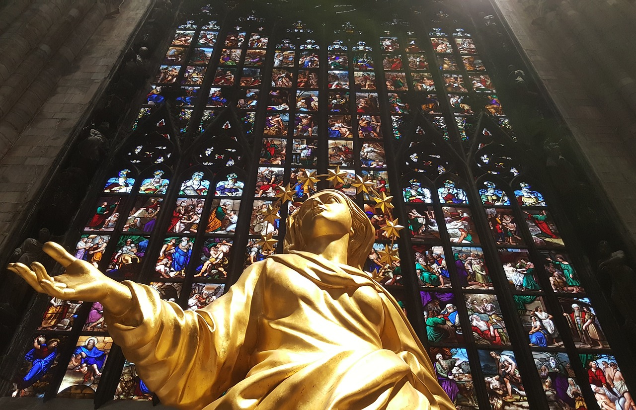 madonnina duomo milan free photo